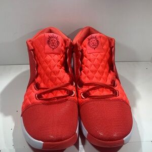Nike LeBron Witness 8 Light Crimson